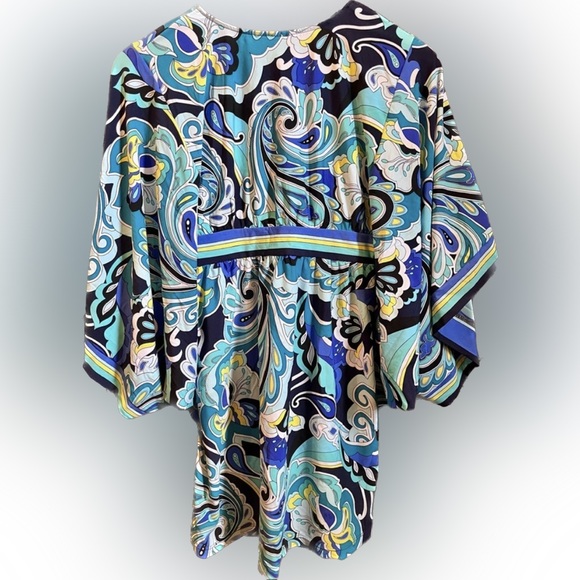 Trina Turk Ipanema Printed Swimsuit Cover-Up Tunic - Picture 3 of 6